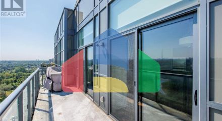 Residential - Single Family Home - Toronto, Canada - Canada