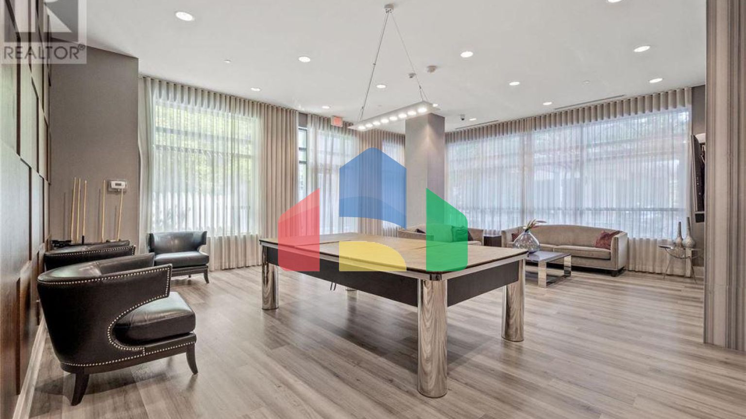 Residential - Single Family Home - Toronto, Canada - Canada