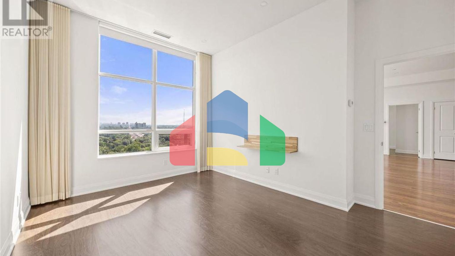 Residential - Single Family Home - Toronto, Canada - Canada