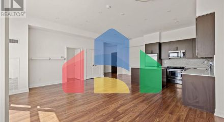 Residential - Single Family Home - Toronto, Canada - Canada