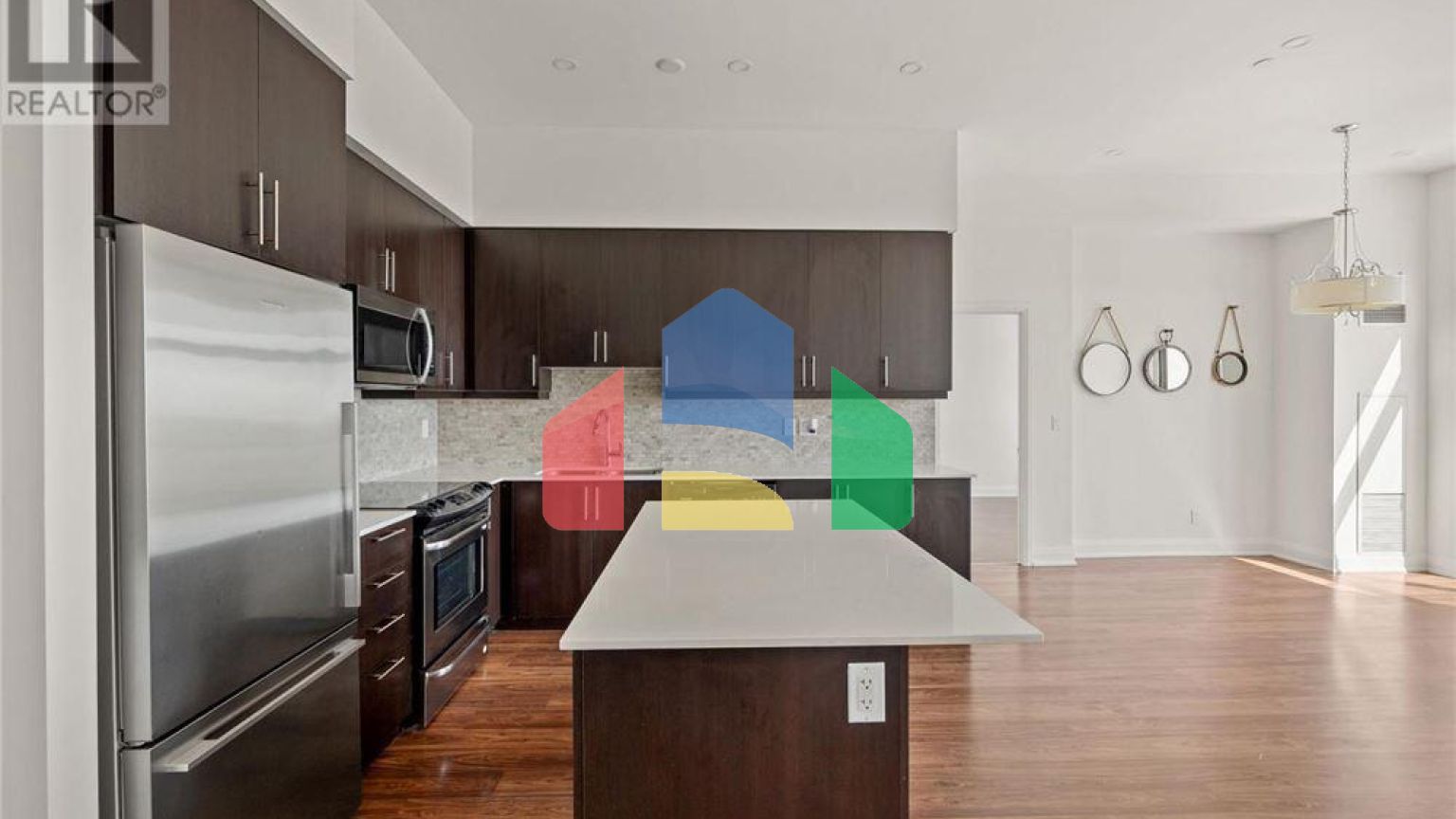 Residential - Single Family Home - Toronto, Canada - Canada