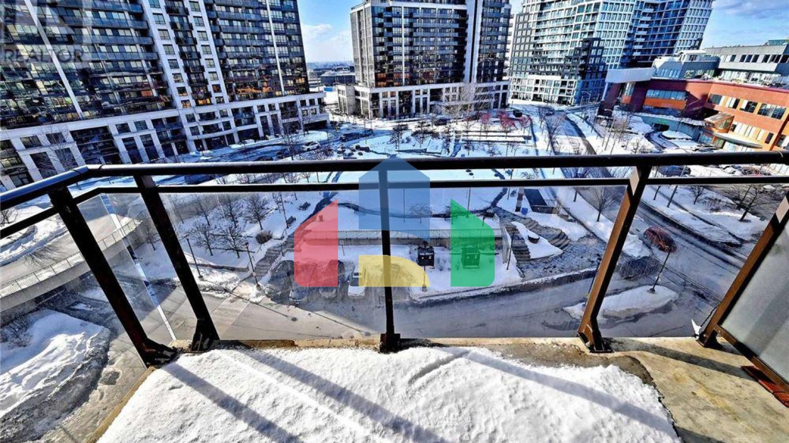 Residential - Single Family Home - Toronto, Canada - Canada