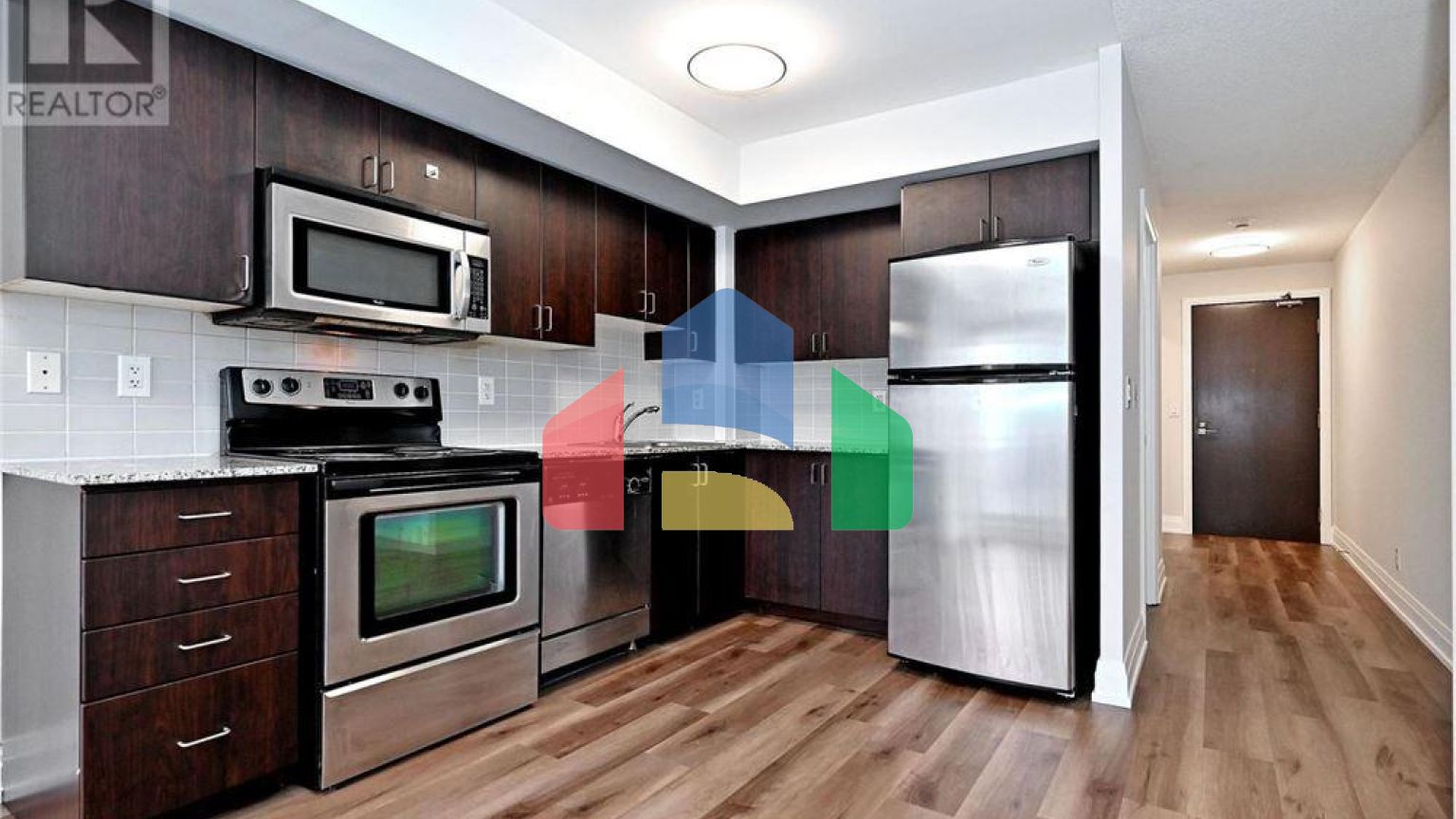 Residential - Single Family Home - Toronto, Canada - Canada