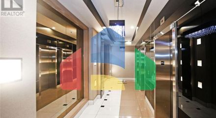 Residential - Single Family Home - Toronto, Canada - Canada