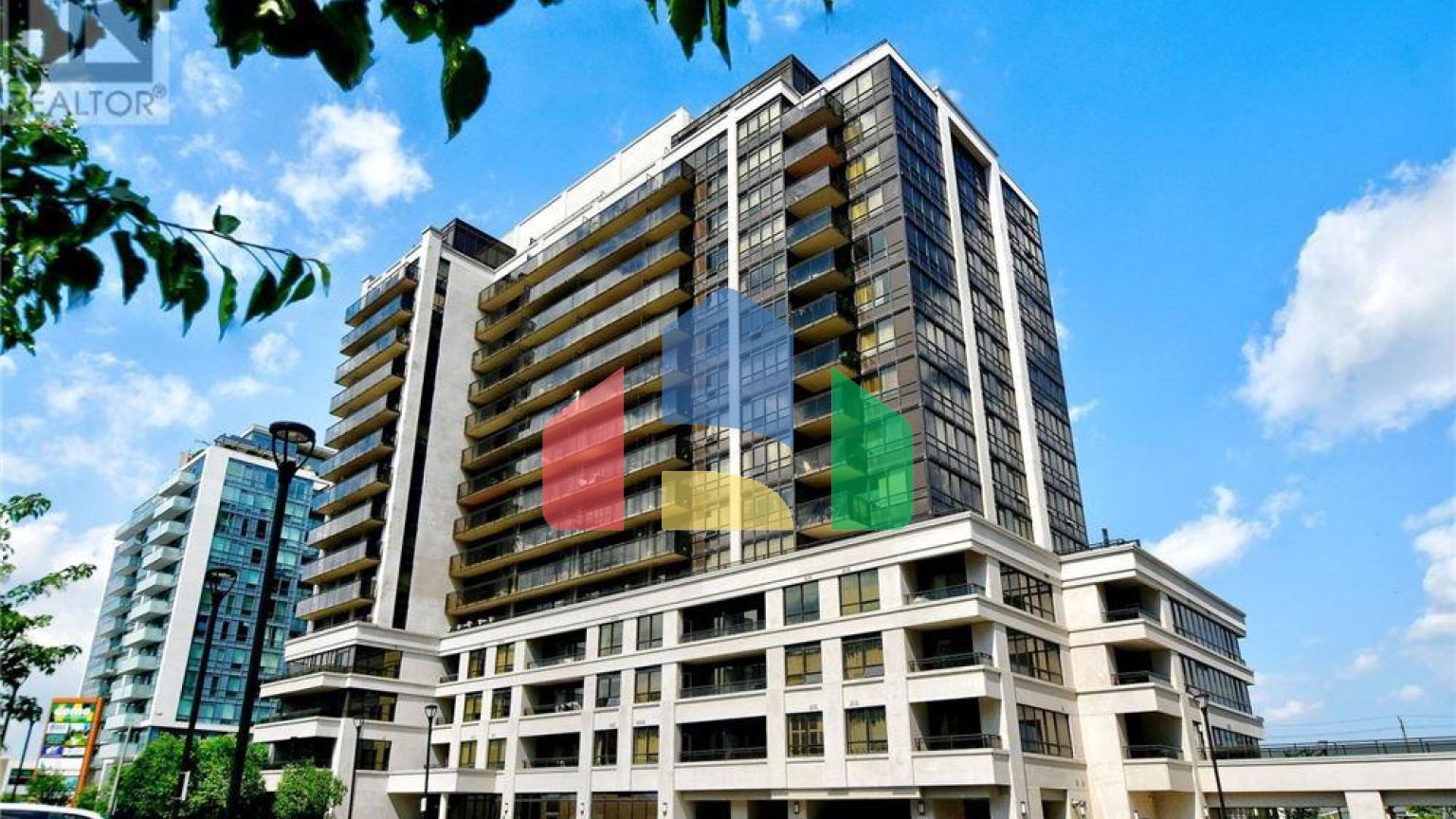 Residential - Single Family Home - Toronto, Canada - Canada