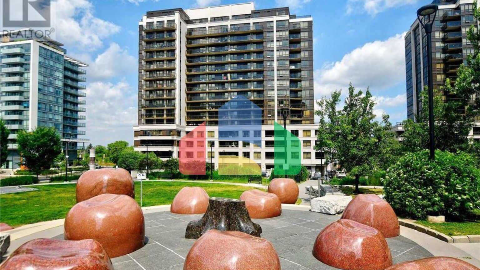 Residential - Single Family Home - Toronto, Canada - Canada