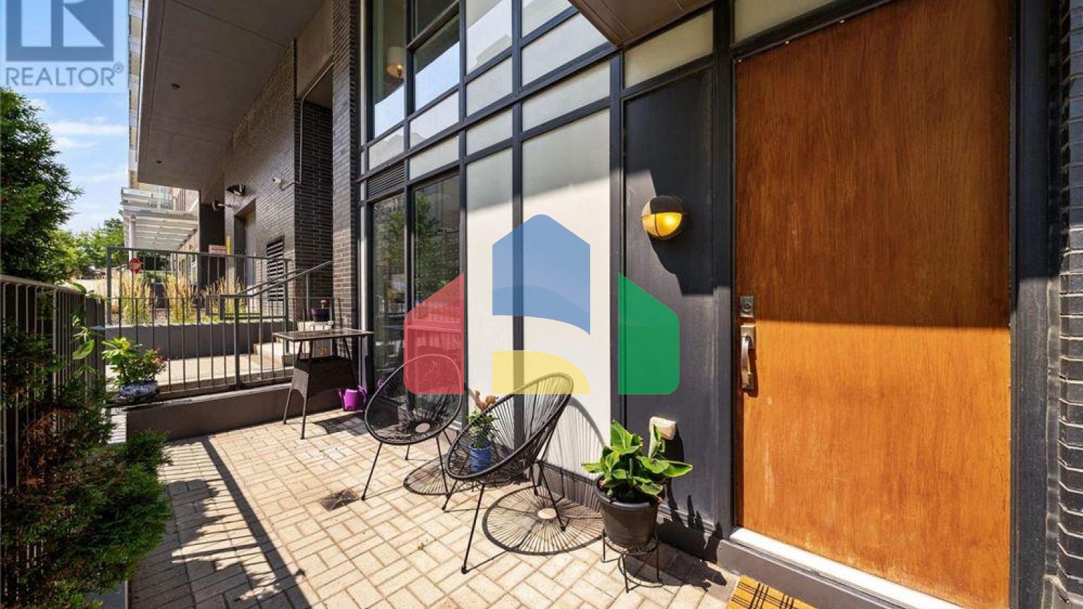 Residential - Condo/Apartment - Toronto, Canada - Canada