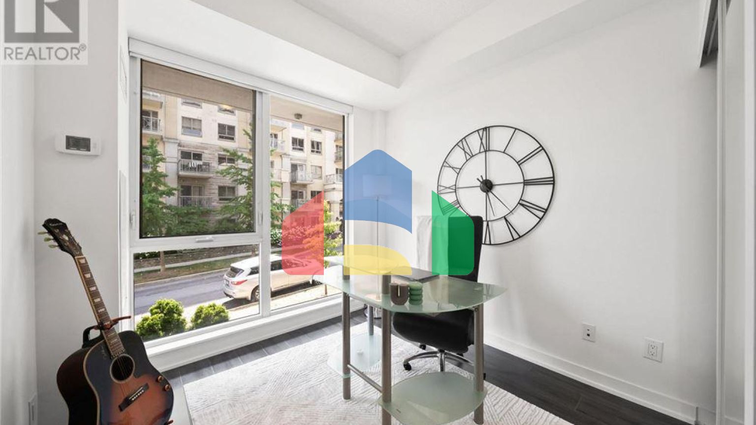 Residential - Condo/Apartment - Toronto, Canada - Canada