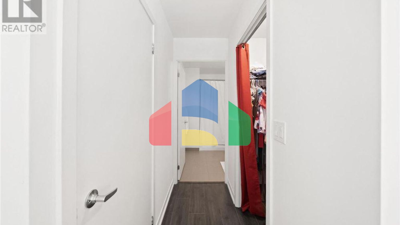 Residential - Condo/Apartment - Toronto, Canada - Canada