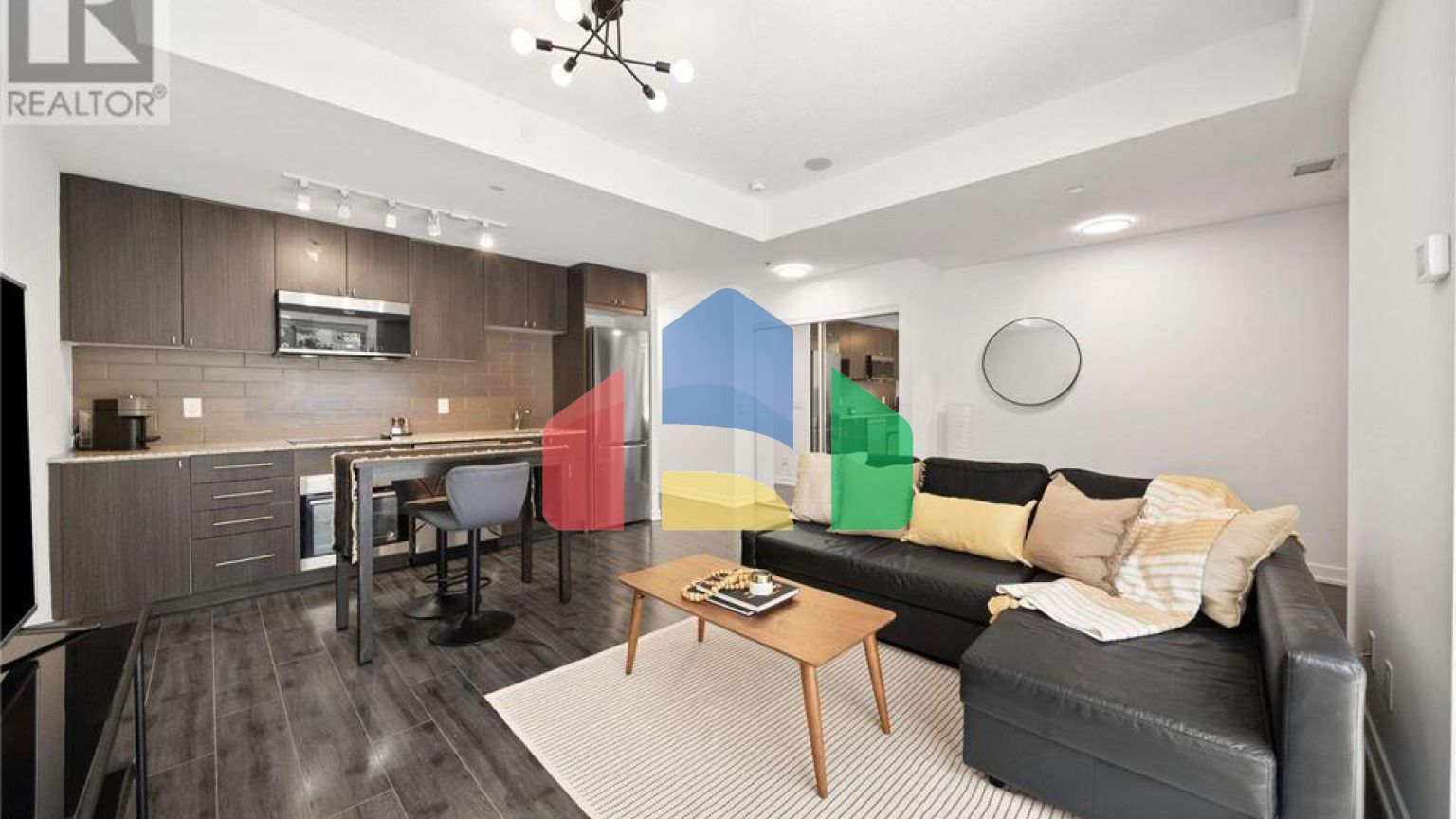 Residential - Condo/Apartment - Toronto, Canada - Canada