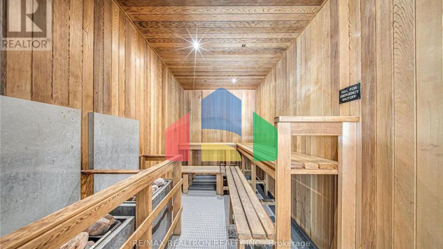 Residential - Single Family Home - Toronto, Canada - Canada