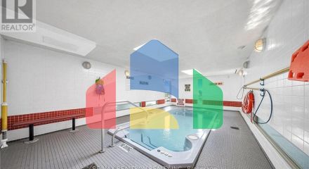 Residential - Single Family Home - Toronto, Canada - Canada