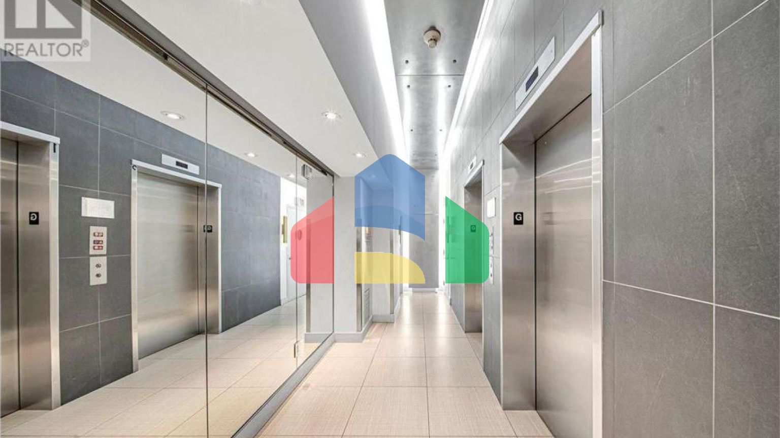 Residential - Single Family Home - Toronto, Canada - Canada