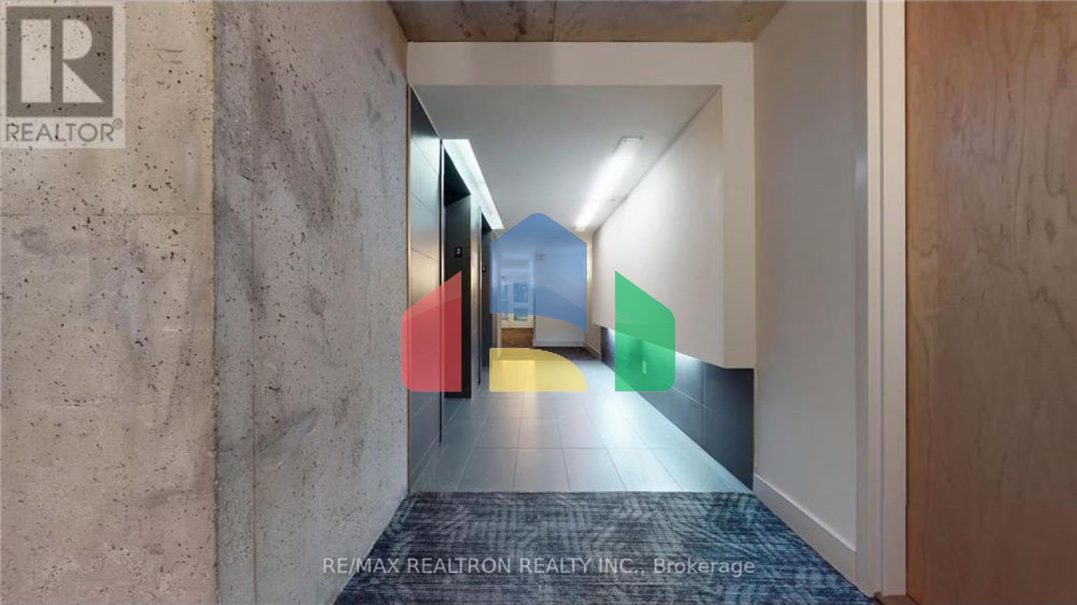 Residential - Single Family Home - Toronto, Canada - Canada