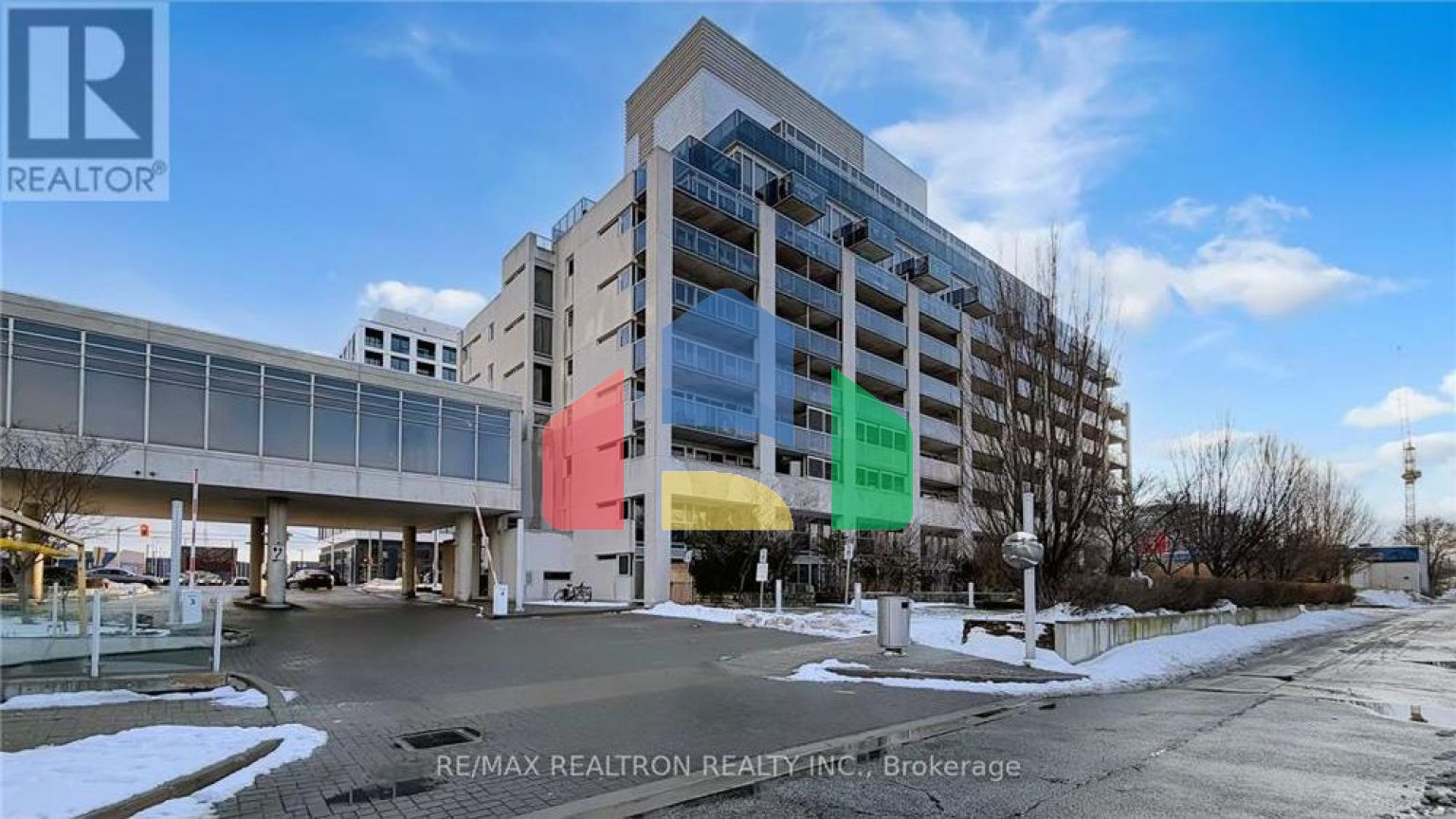 Residential - Single Family Home - Toronto, Canada - Canada