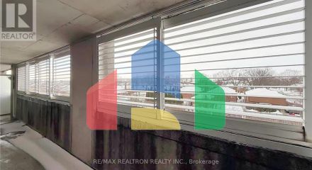 Residential - Single Family Home - Toronto, Canada - Canada