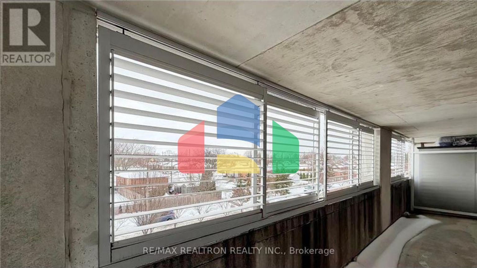 Residential - Single Family Home - Toronto, Canada - Canada