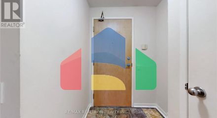 Residential - Single Family Home - Toronto, Canada - Canada