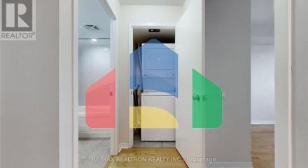 Residential - Single Family Home - Toronto, Canada - Canada