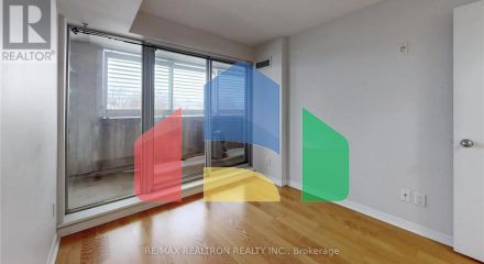 Residential - Single Family Home - Toronto, Canada - Canada