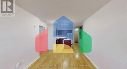 Residential - Single Family Home - Toronto, Canada - Canada