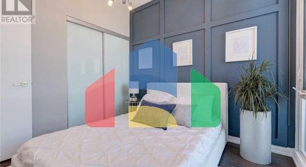 Residential - Single Family Home - Toronto, Canada - Canada