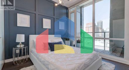 Residential - Single Family Home - Toronto, Canada - Canada