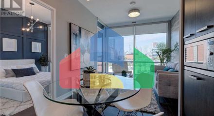 Residential - Single Family Home - Toronto, Canada - Canada