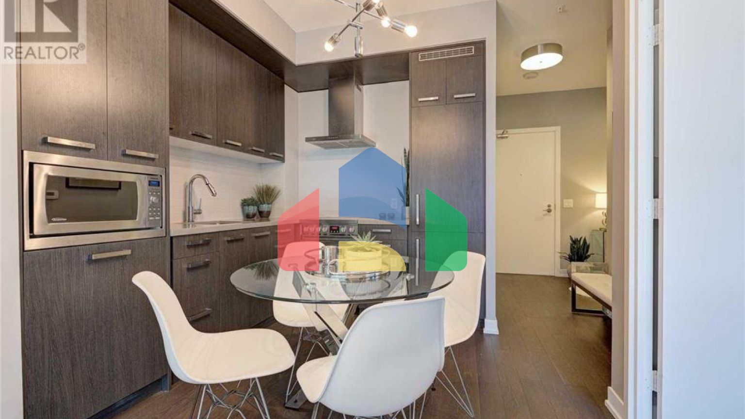 Residential - Single Family Home - Toronto, Canada - Canada