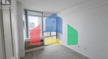 Residential - Single Family Home - Toronto, Canada - Canada