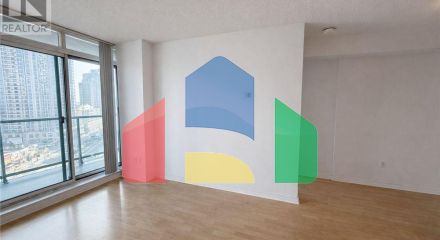 Residential - Single Family Home - Toronto, Canada - Canada