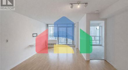 Residential - Single Family Home - Toronto, Canada - Canada