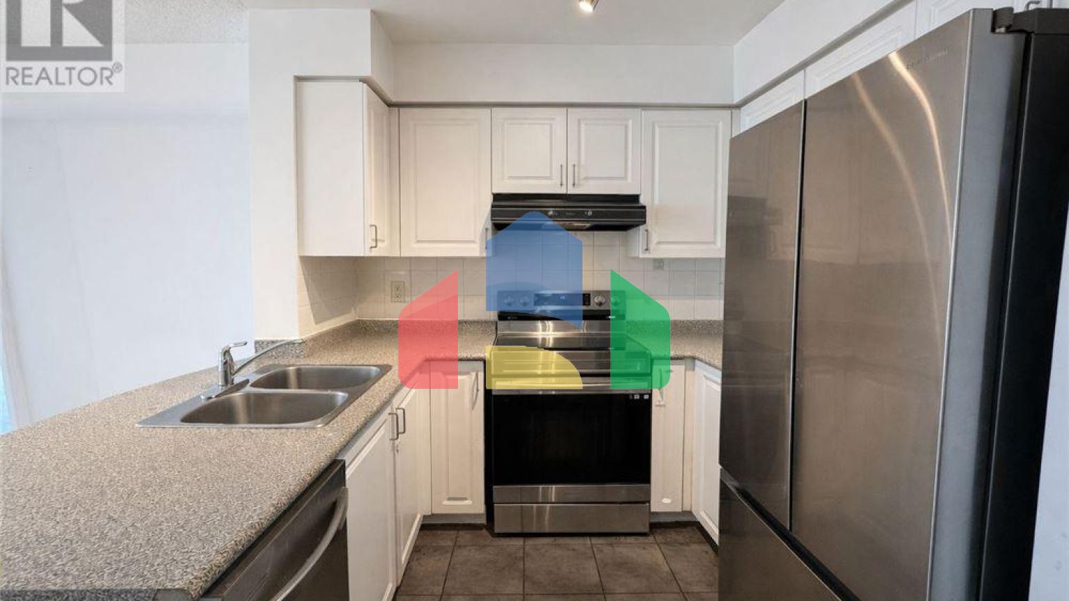 Residential - Single Family Home - Toronto, Canada - Canada