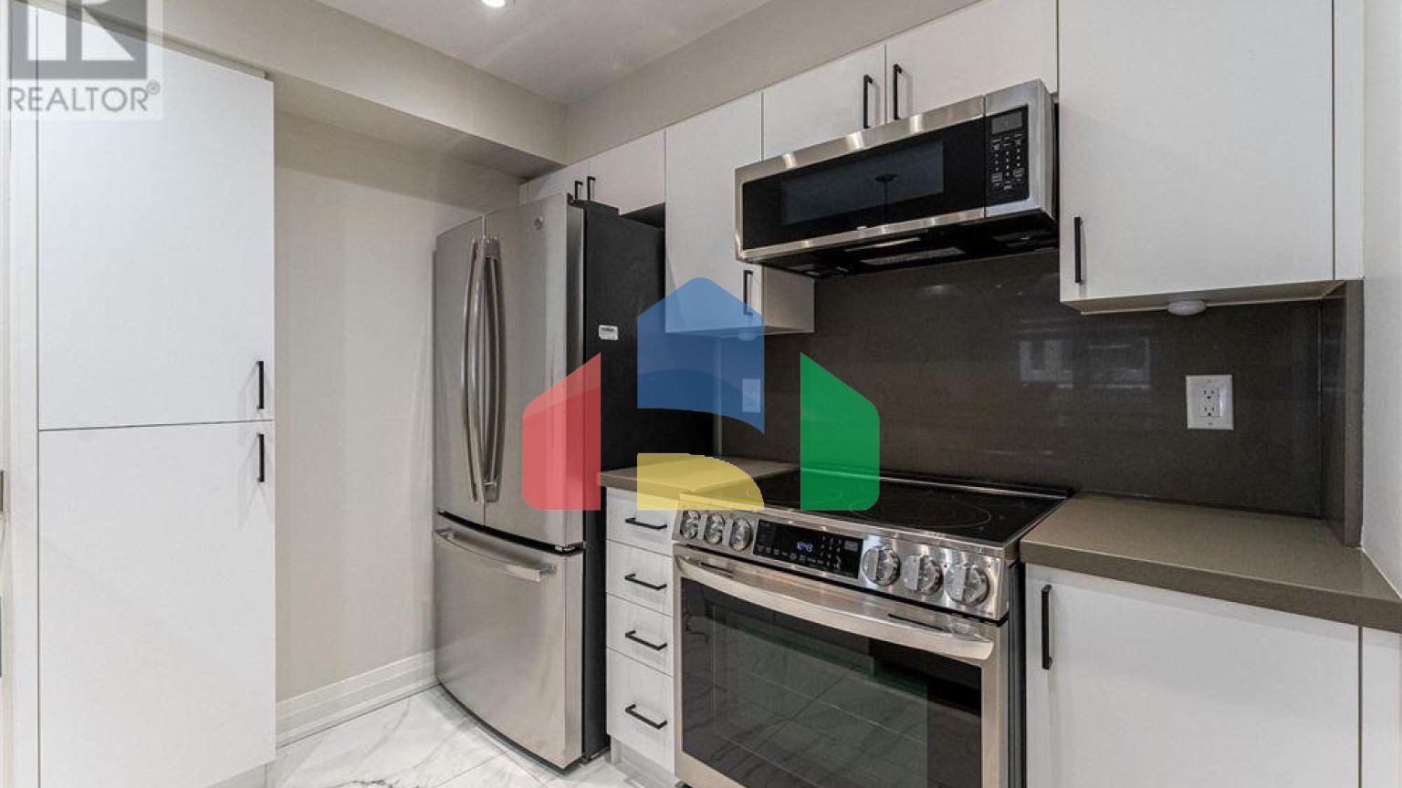 Residential - Single Family Home - Toronto, Canada - Canada