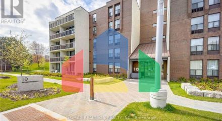 Residential - Single Family Home - Toronto, Canada - Canada