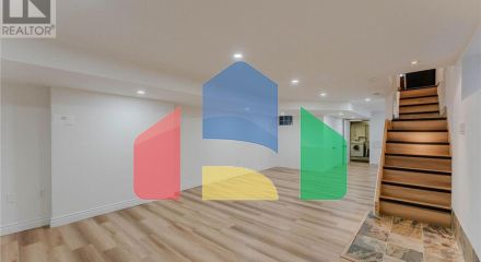 Residential - Single Family Home - Toronto, Canada - Canada