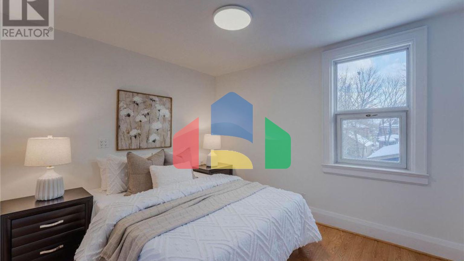 Residential - Single Family Home - Toronto, Canada - Canada