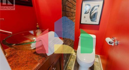 Residential - Single Family Home - Toronto, Canada - Canada