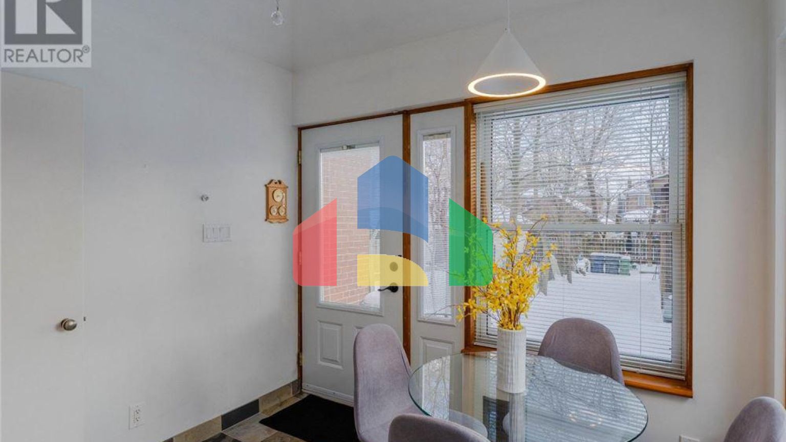 Residential - Single Family Home - Toronto, Canada - Canada