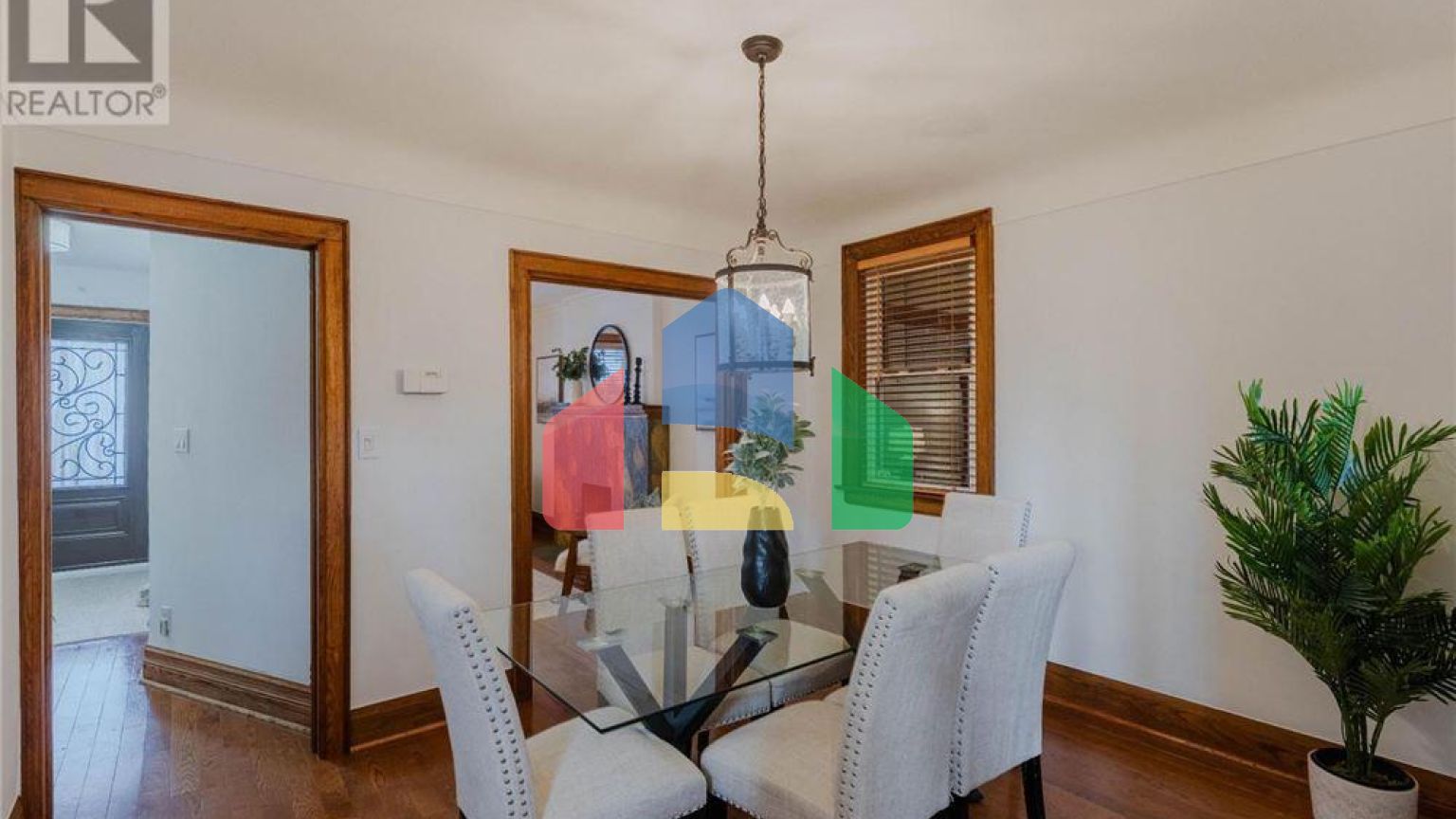 Residential - Single Family Home - Toronto, Canada - Canada