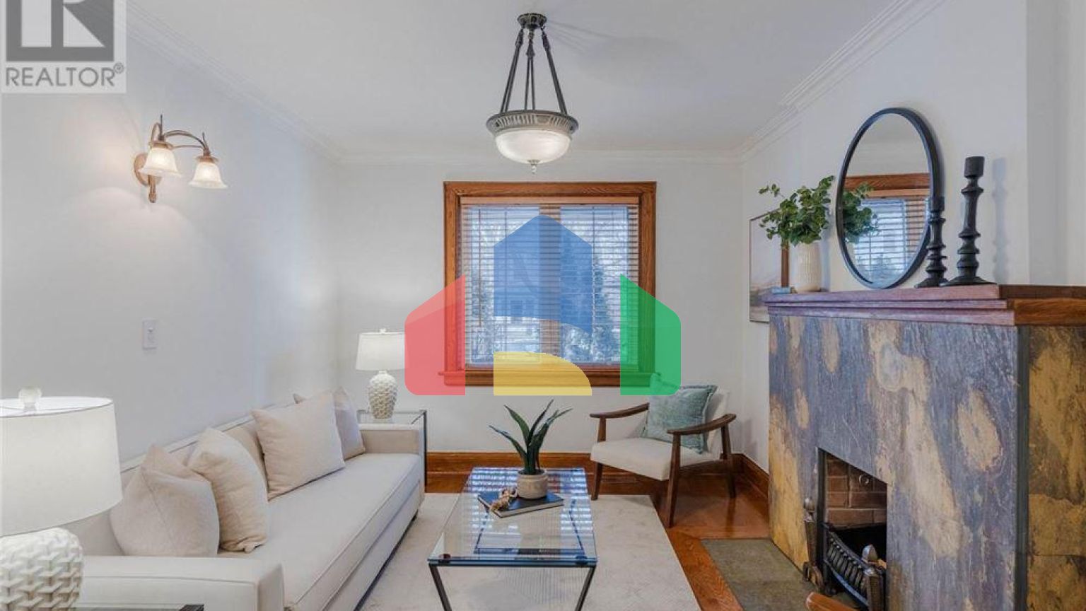 Residential - Single Family Home - Toronto, Canada - Canada