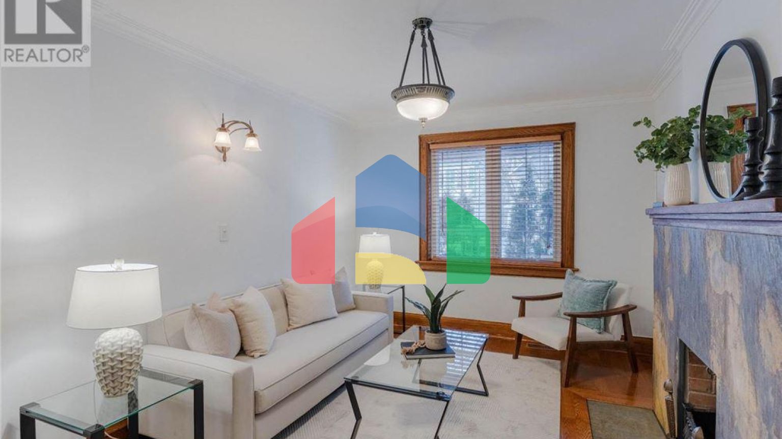 Residential - Single Family Home - Toronto, Canada - Canada