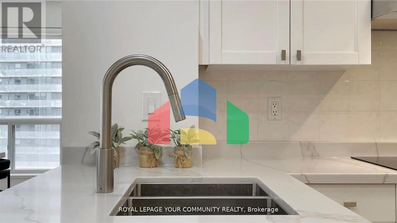 Residential - Condo/Apartment - Toronto, Canada - Canada