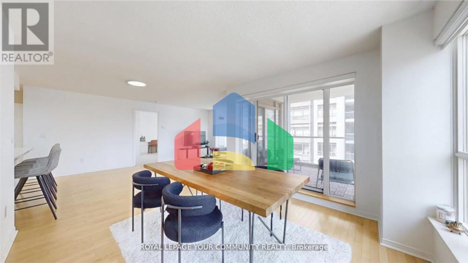 Residential - Condo/Apartment - Toronto, Canada - Canada