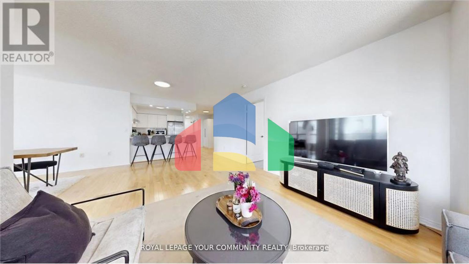 Residential - Condo/Apartment - Toronto, Canada - Canada