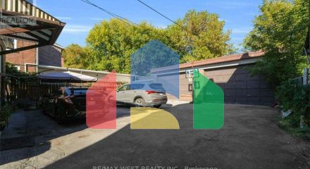 Residential - Single Family Home - Toronto, Canada - Canada