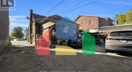 Residential - Single Family Home - Toronto, Canada - Canada