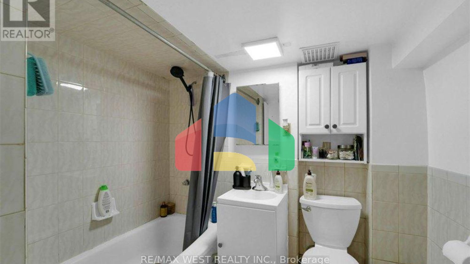 Residential - Single Family Home - Toronto, Canada - Canada