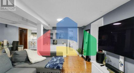 Residential - Single Family Home - Toronto, Canada - Canada