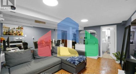 Residential - Single Family Home - Toronto, Canada - Canada